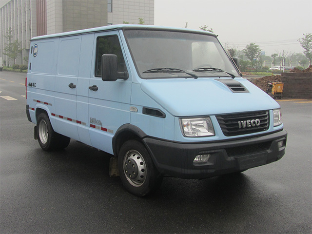 ZJL5043XLCN6س